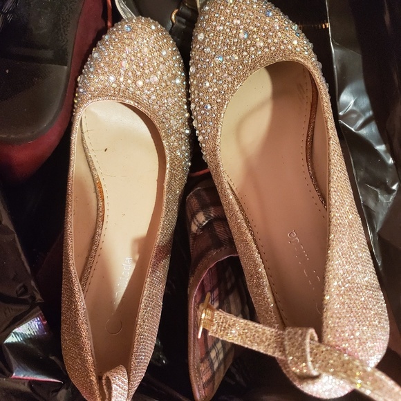 Shoes - Picture 2 of 2